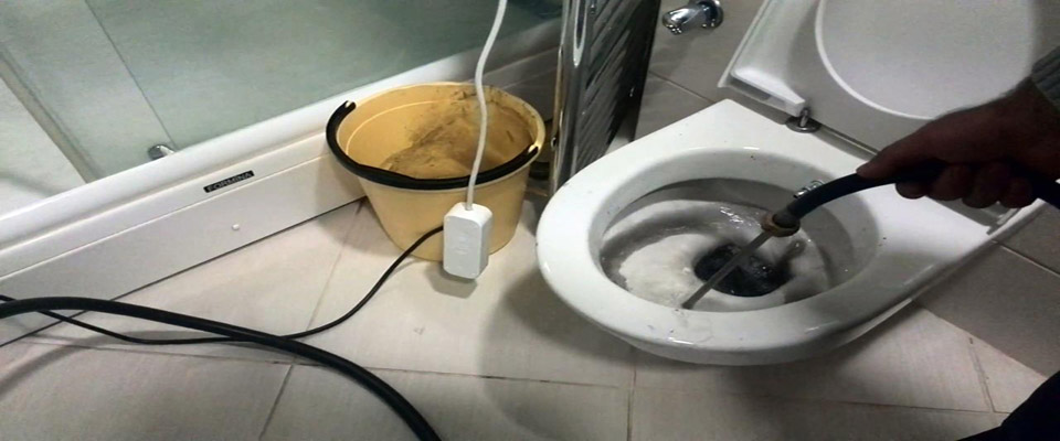 verstopfte-toilette